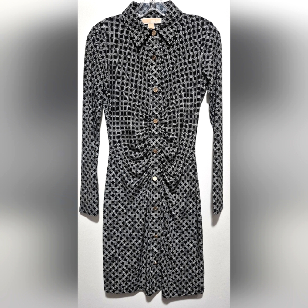 MICHAEL KORS BLACK AND WHITE RUCHED MIDI DRESS. NWOT